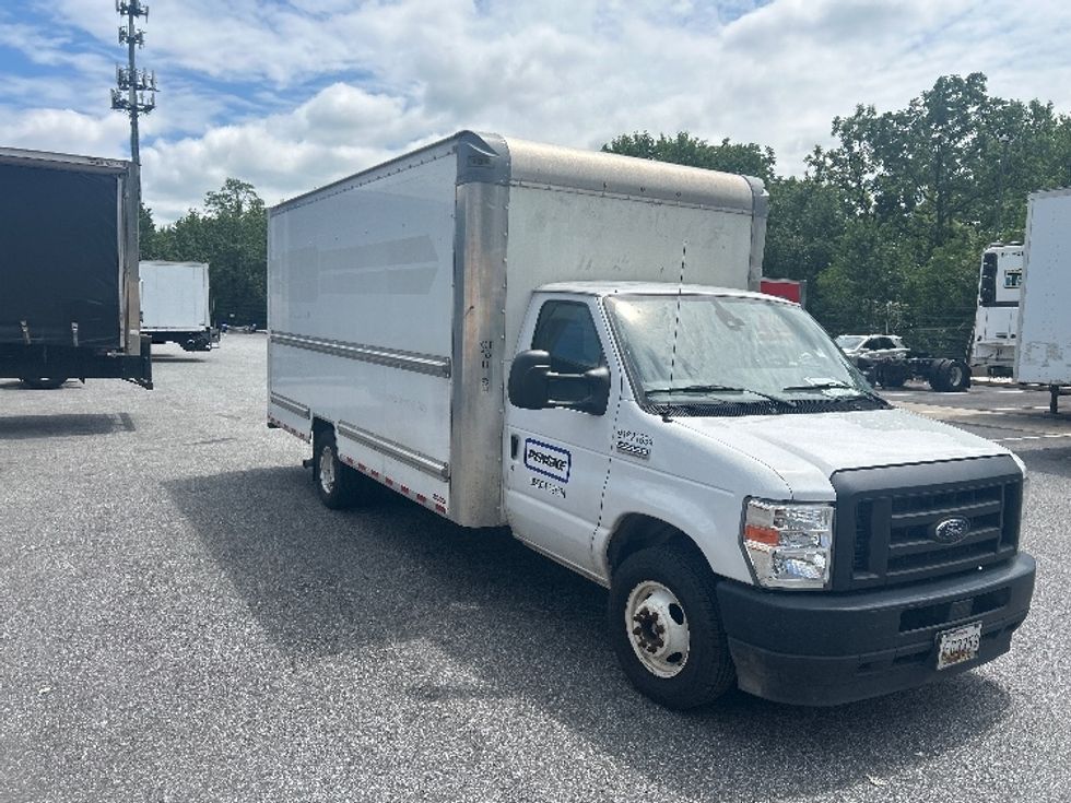 Light Duty Box Truck-Light and Medium Duty Trucks-Ford-2022-E350-Essex-MD-90,551\n\t\tmiles-$ 30,250 - Image 1