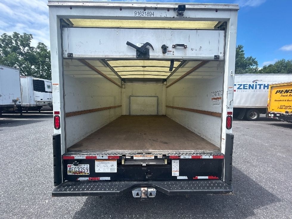 Light Duty Box Truck-Light and Medium Duty Trucks-Ford-2022-E350-Essex-MD-90,551\n\t\tmiles-$ 30,250 - Image 8