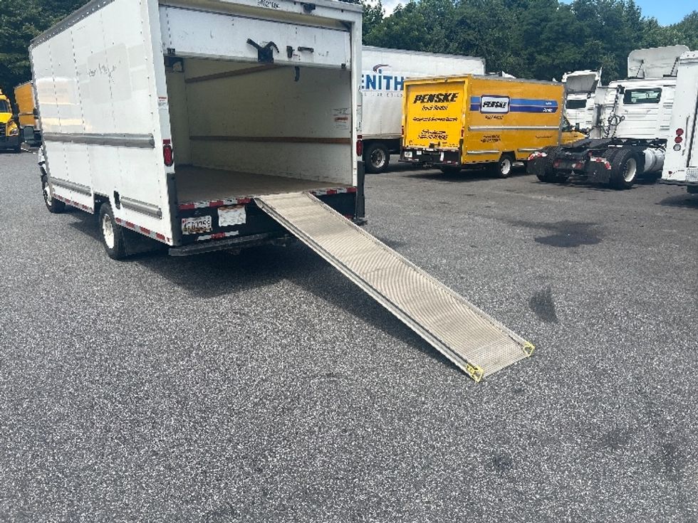 Light Duty Box Truck-Light and Medium Duty Trucks-Ford-2022-E350-Essex-MD-90,551\n\t\tmiles-$ 30,250 - Image 9
