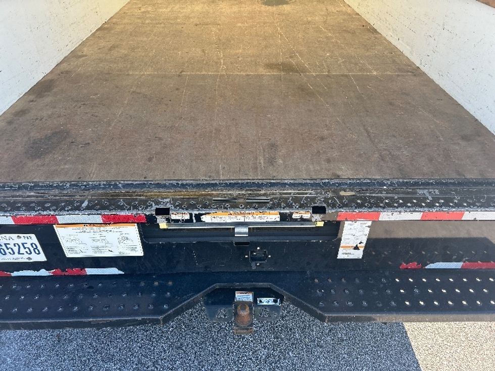 Light Duty Box Truck-Light and Medium Duty Trucks-Ford-2022-E350-Evansville-IN-100,790\n\t\tmiles-$ 29,250 - Image 10