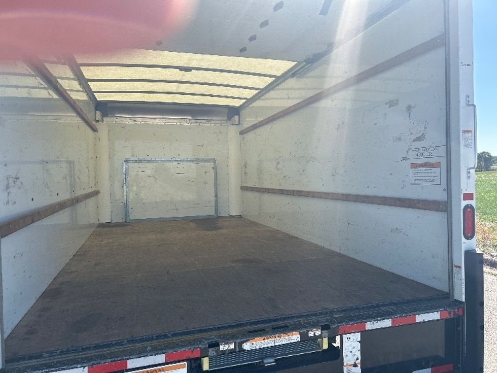 Light Duty Box Truck-Light and Medium Duty Trucks-Ford-2022-E350-Evansville-IN-100,790\n\t\tmiles-$ 29,250 - Image 12