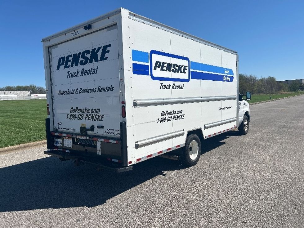Light Duty Box Truck-Light and Medium Duty Trucks-Ford-2022-E350-Evansville-IN-100,790\n\t\tmiles-$ 29,250 - Image 13