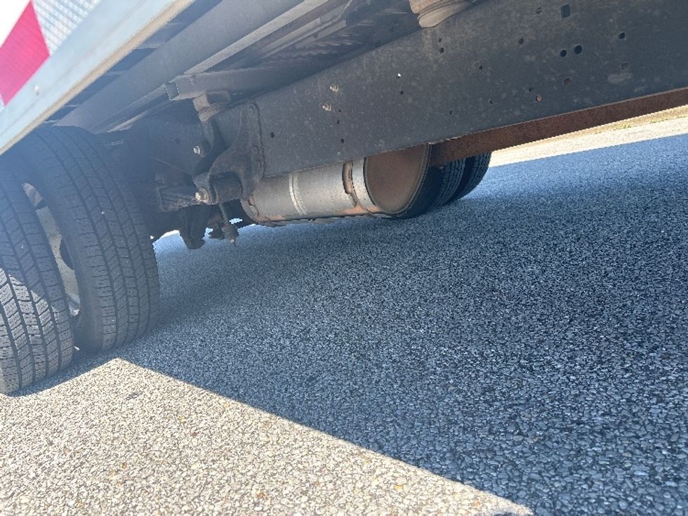 Light Duty Box Truck-Light and Medium Duty Trucks-Ford-2022-E350-Evansville-IN-100,790\n\t\tmiles-$ 29,250 - Image 14