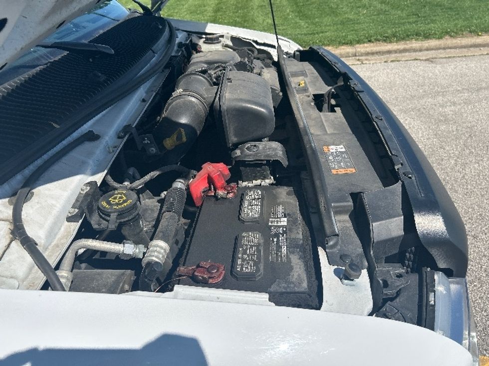 Light Duty Box Truck-Light and Medium Duty Trucks-Ford-2022-E350-Evansville-IN-100,790\n\t\tmiles-$ 29,250 - Image 23