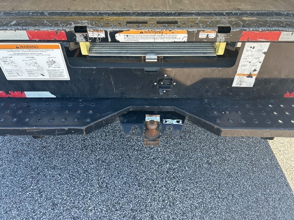 Light Duty Box Truck-Light and Medium Duty Trucks-Ford-2022-E350-Evansville-IN-100,790\n\t\tmiles-$ 29,250 - Image 9