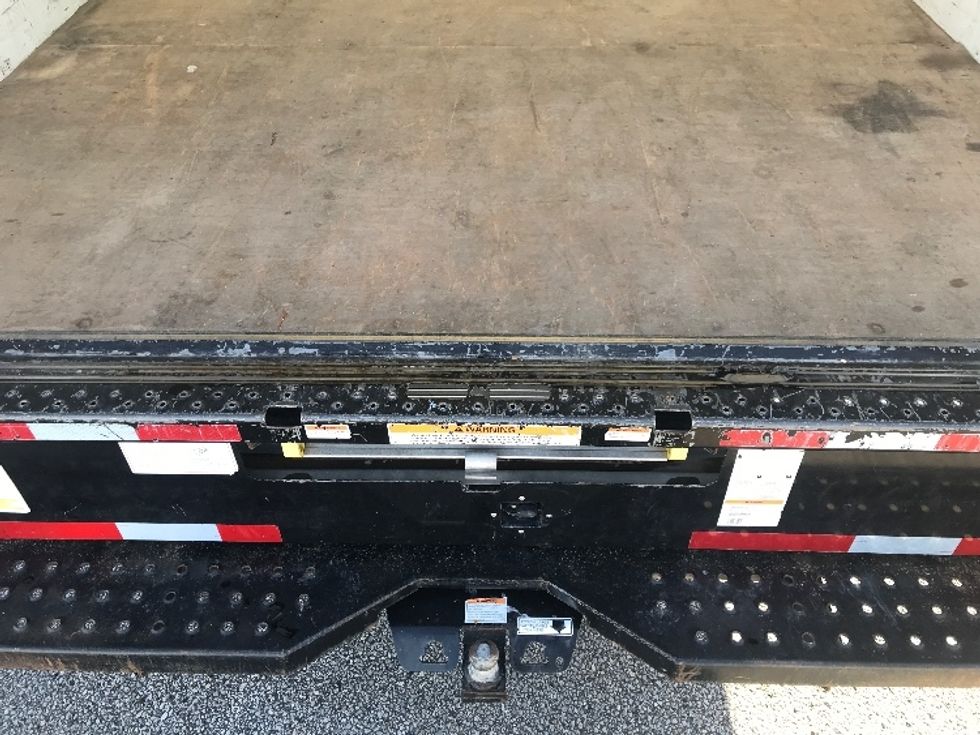 Light Duty Box Truck-Light and Medium Duty Trucks-Ford-2022-E350-Evansville-IN-104,468\n\t\tmiles-$ 26,500 - Image 10