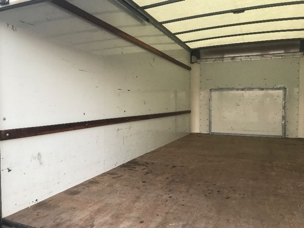 Light Duty Box Truck-Light and Medium Duty Trucks-Ford-2022-E350-Evansville-IN-85,974\n\t\tmiles-$ 36,500 - Image 11