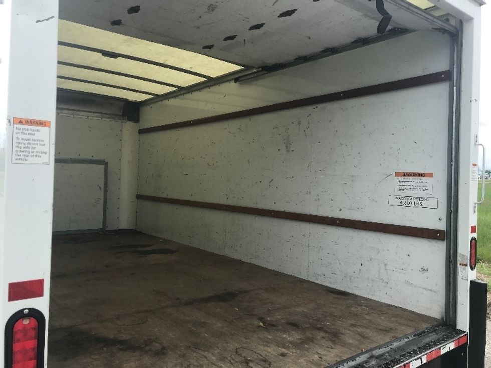 Light Duty Box Truck-Light and Medium Duty Trucks-Ford-2022-E350-Evansville-IN-87,193\n\t\tmiles-$ 32,000 - Image 12