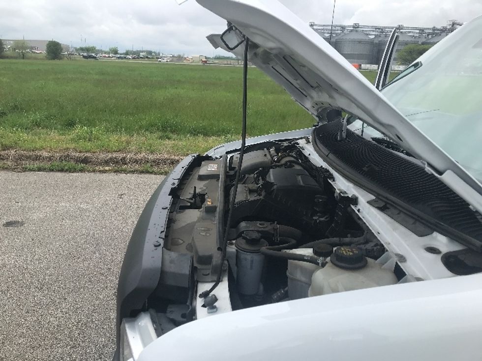 Light Duty Box Truck-Light and Medium Duty Trucks-Ford-2022-E350-Evansville-IN-87,193\n\t\tmiles-$ 32,000 - Image 24