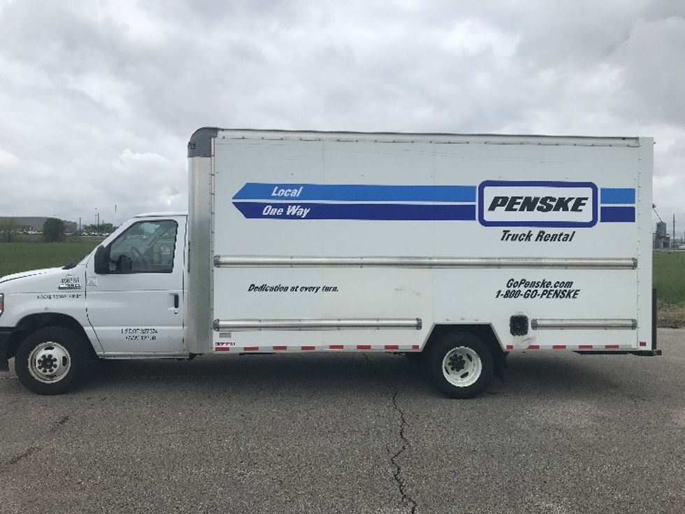 Light Duty Box Truck-Light and Medium Duty Trucks-Ford-2022-E350-Evansville-IN-87,193\n\t\tmiles-$ 32,000 - Image 4