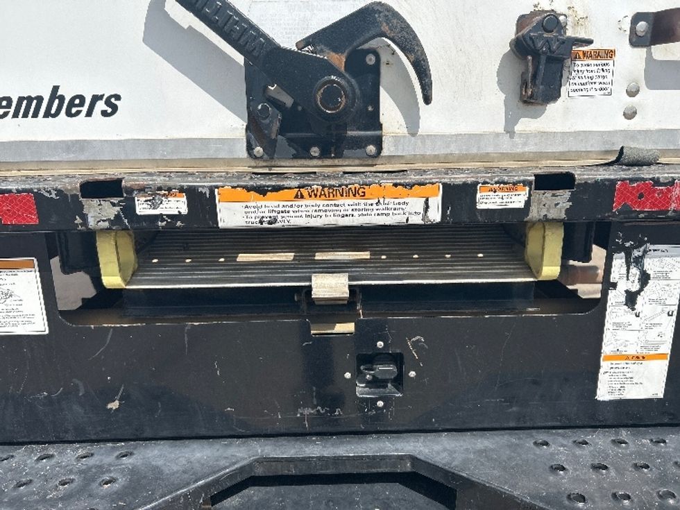 Light Duty Box Truck-Light and Medium Duty Trucks-Ford-2022-E350-Evansville-IN-96,769\n\t\tmiles-$ 30,750 - Image 10