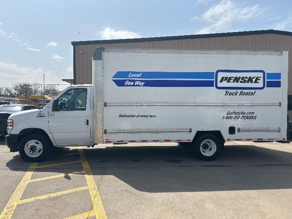 Light Duty Box Truck-Light and Medium Duty Trucks-Ford-2022-E350-Evansville-IN-96,769\n\t\tmiles-$ 30,750 - Image 4