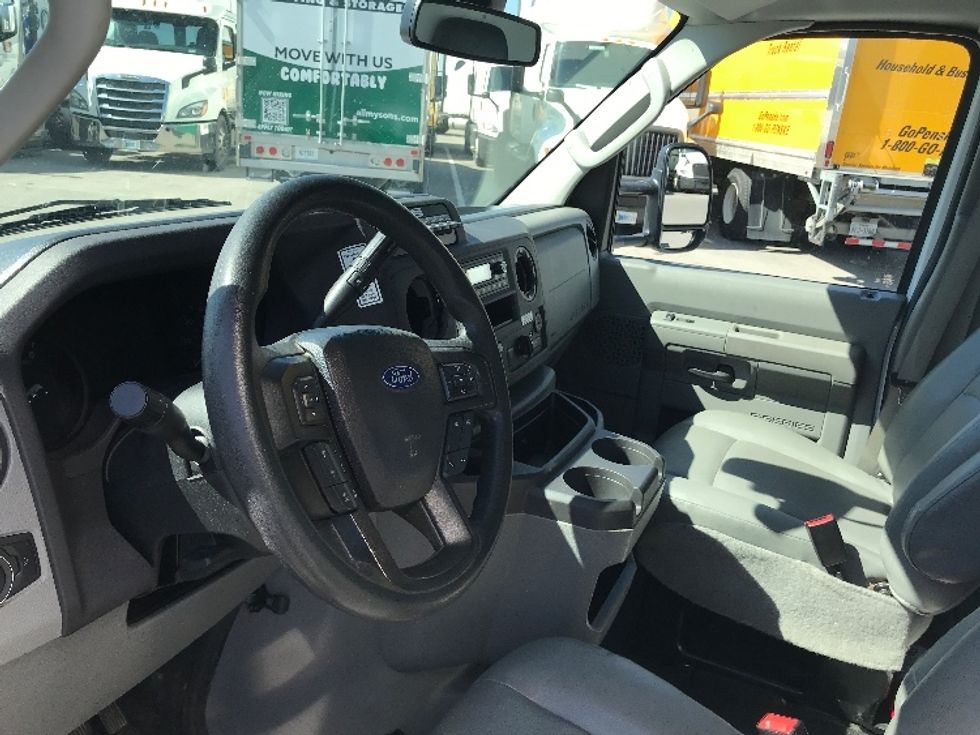 Light Duty Box Truck-Light and Medium Duty Trucks-Ford-2022-E350-Evansville-IN-98,897\n\t\tmiles-$ 30,000 - Image 17