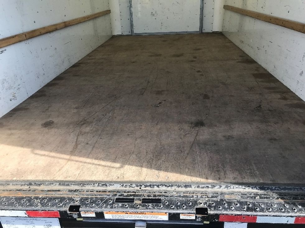 Light Duty Box Truck-Light and Medium Duty Trucks-Ford-2022-E350-Everett-WA-109,786\n\t\tmiles-$ 25,250 - Image 10