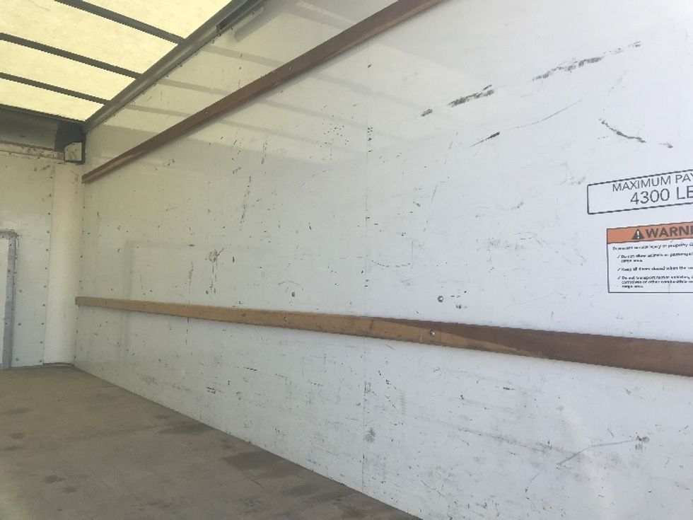 Light Duty Box Truck-Light and Medium Duty Trucks-Ford-2022-E350-Everett-WA-109,786\n\t\tmiles-$ 25,250 - Image 12