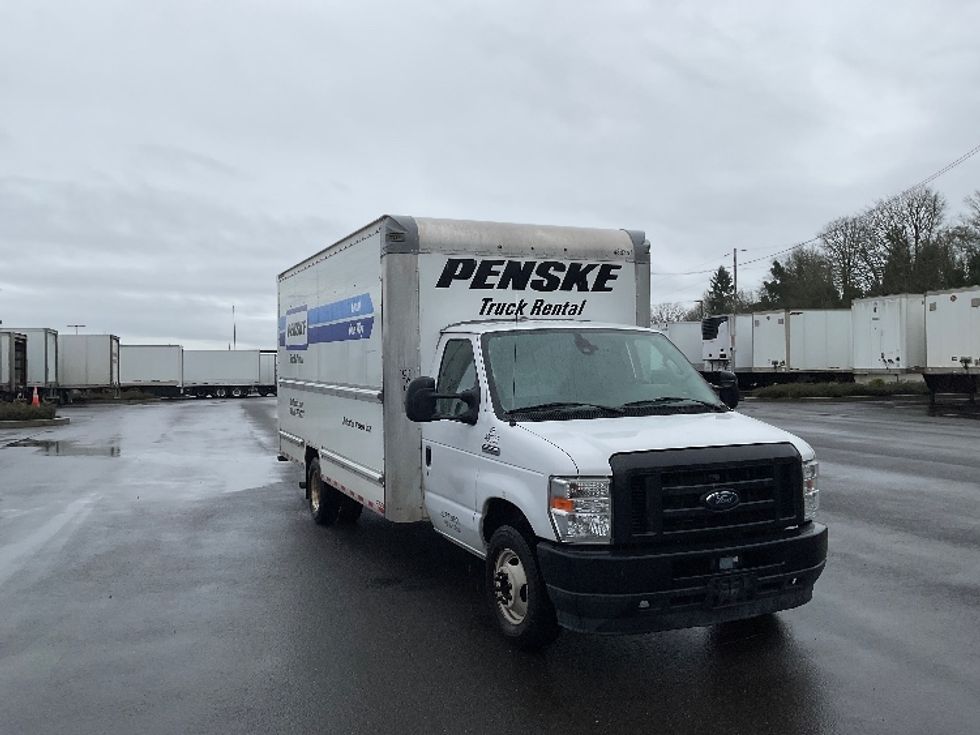 Light Duty Box Truck-Light and Medium Duty Trucks-Ford-2022-E350-Everett-WA-97,052\n\t\tmiles-$ 32,500 - Image 1