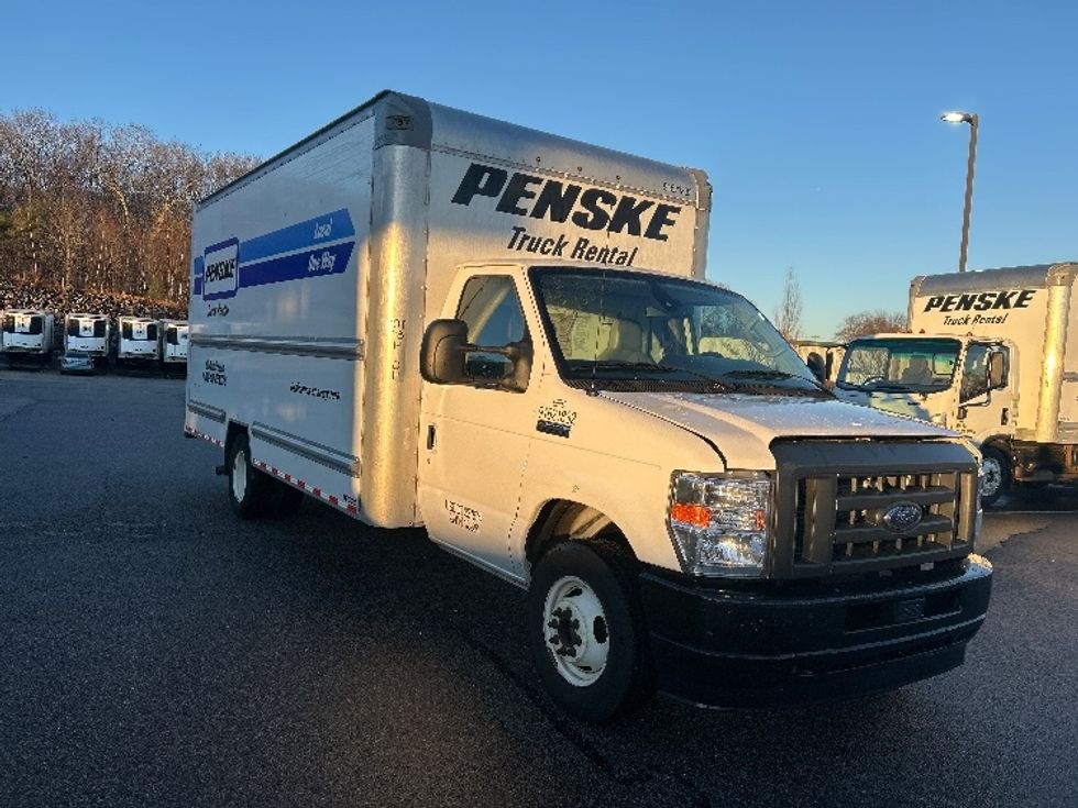 Light Duty Box Truck-Light and Medium Duty Trucks-Ford-2022-E350-Fitchburg-MA-109,916\n\t\tmiles-$ 27,500 - Image 1