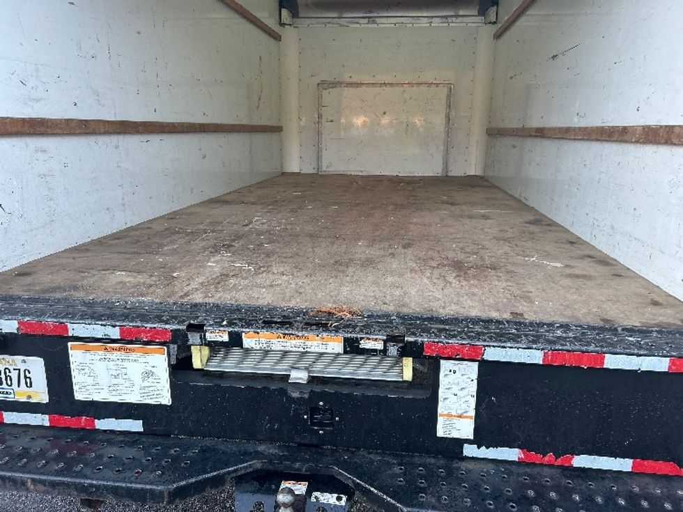 Light Duty Box Truck-Light and Medium Duty Trucks-Ford-2022-E350-Fitchburg-MA-109,916\n\t\tmiles-$ 27,500 - Image 10