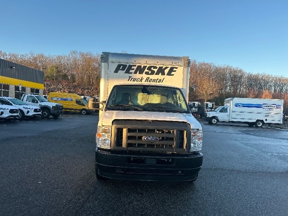 Light Duty Box Truck-Light and Medium Duty Trucks-Ford-2022-E350-Fitchburg-MA-109,916\n\t\tmiles-$ 27,500 - Image 2