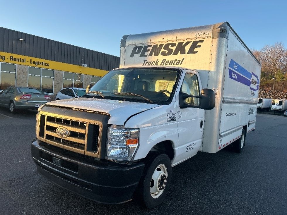 Light Duty Box Truck-Light and Medium Duty Trucks-Ford-2022-E350-Fitchburg-MA-109,916\n\t\tmiles-$ 27,500 - Image 3