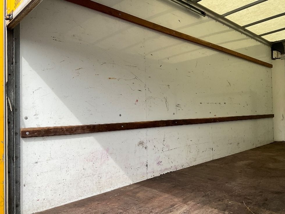 Light Duty Box Truck-Light and Medium Duty Trucks-Ford-2022-E350-Flint-MI-87,428\n\t\tmiles-$ 28,500 - Image 10