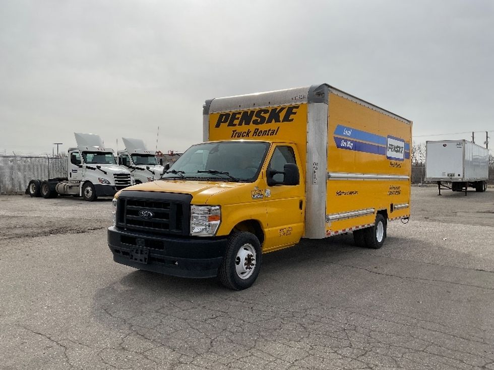 Light Duty Box Truck-Light and Medium Duty Trucks-Ford-2022-E350-Flint-MI-87,428\n\t\tmiles-$ 28,500 - Image 3