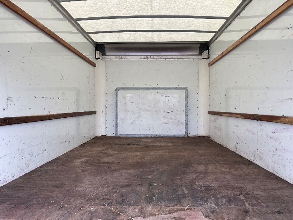 Light Duty Box Truck-Light and Medium Duty Trucks-Ford-2022-E350-Flint-MI-87,428\n\t\tmiles-$ 28,500 - Image 8