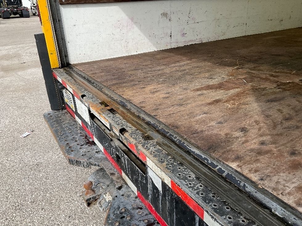 Light Duty Box Truck-Light and Medium Duty Trucks-Ford-2022-E350-Flint-MI-87,428\n\t\tmiles-$ 28,500 - Image 9