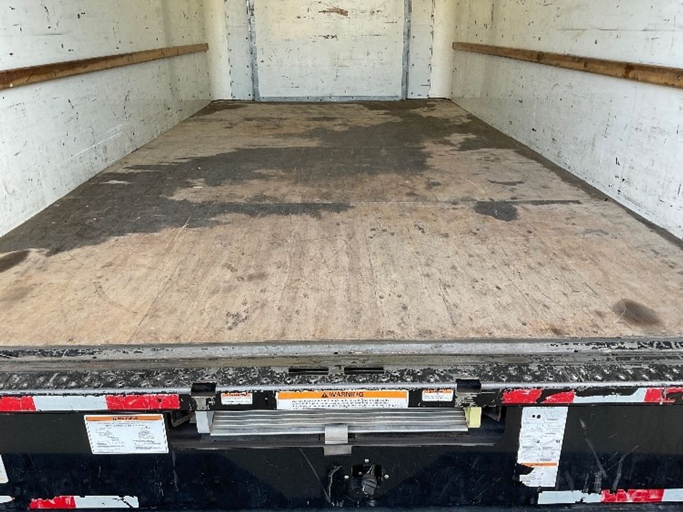 Light Duty Box Truck-Light and Medium Duty Trucks-Ford-2022-E350-Fontana-CA-101,585\n\t\tmiles-$ 27,500 - Image 10