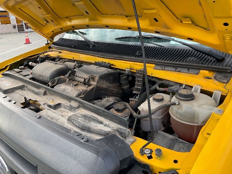 Light Duty Box Truck-Light and Medium Duty Trucks-Ford-2022-E350-Fontana-CA-101,585\n\t\tmiles-$ 27,500 - Image 24