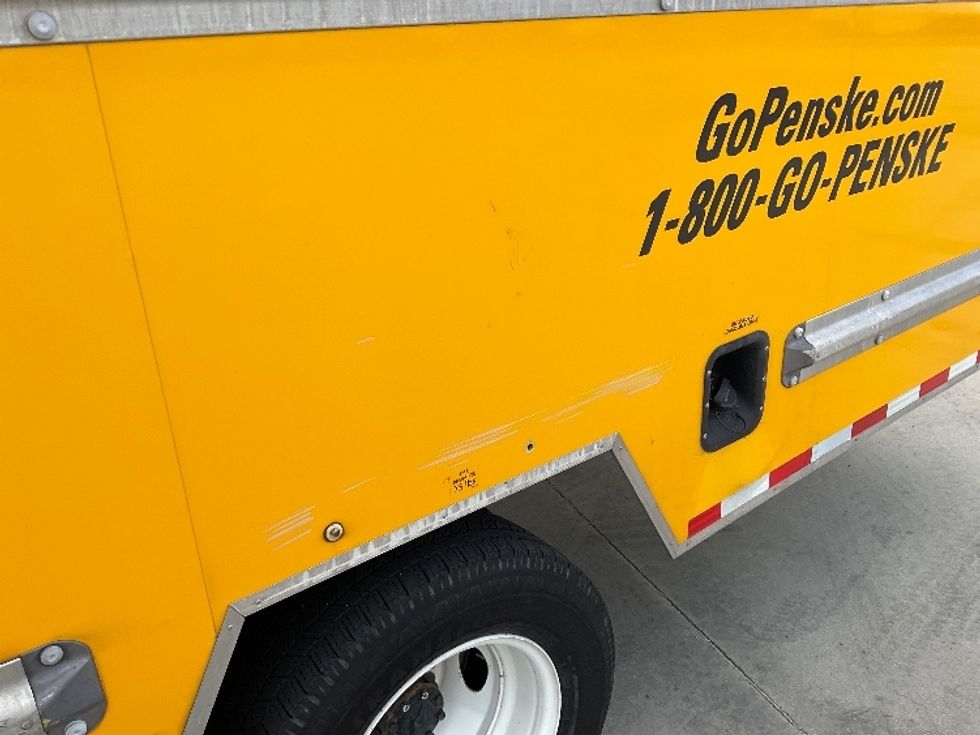 Light Duty Box Truck-Light and Medium Duty Trucks-Ford-2022-E350-Fontana-CA-101,585\n\t\tmiles-$ 27,500 - Image 26