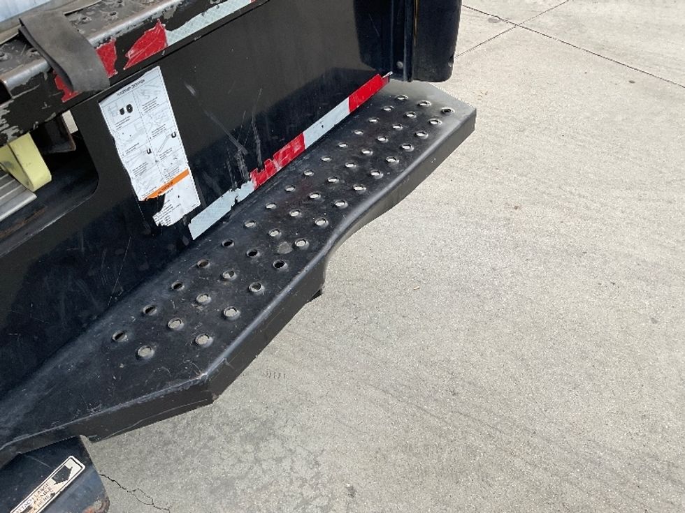 Light Duty Box Truck-Light and Medium Duty Trucks-Ford-2022-E350-Fontana-CA-101,585\n\t\tmiles-$ 27,500 - Image 27