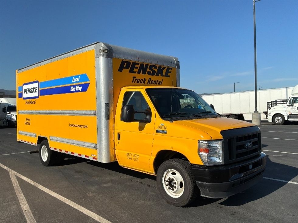 Light Duty Box Truck-Light and Medium Duty Trucks-Ford-2022-E350-Fontana-CA-102,748\n\t\tmiles-$ 27,000 - Image 1