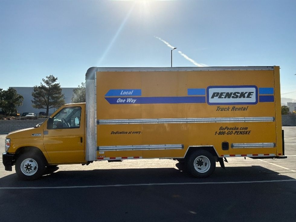 Light Duty Box Truck-Light and Medium Duty Trucks-Ford-2022-E350-Fontana-CA-102,748\n\t\tmiles-$ 27,000 - Image 4