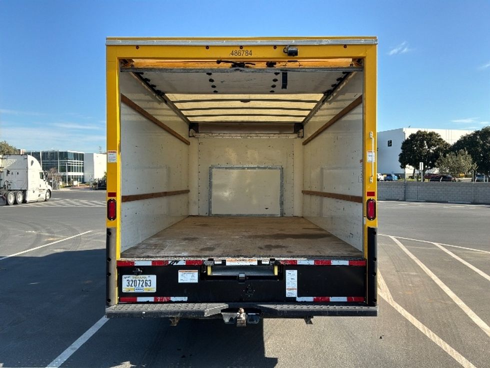 Light Duty Box Truck-Light and Medium Duty Trucks-Ford-2022-E350-Fontana-CA-102,748\n\t\tmiles-$ 27,000 - Image 8