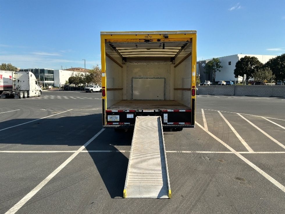 Light Duty Box Truck-Light and Medium Duty Trucks-Ford-2022-E350-Fontana-CA-102,748\n\t\tmiles-$ 27,000 - Image 9