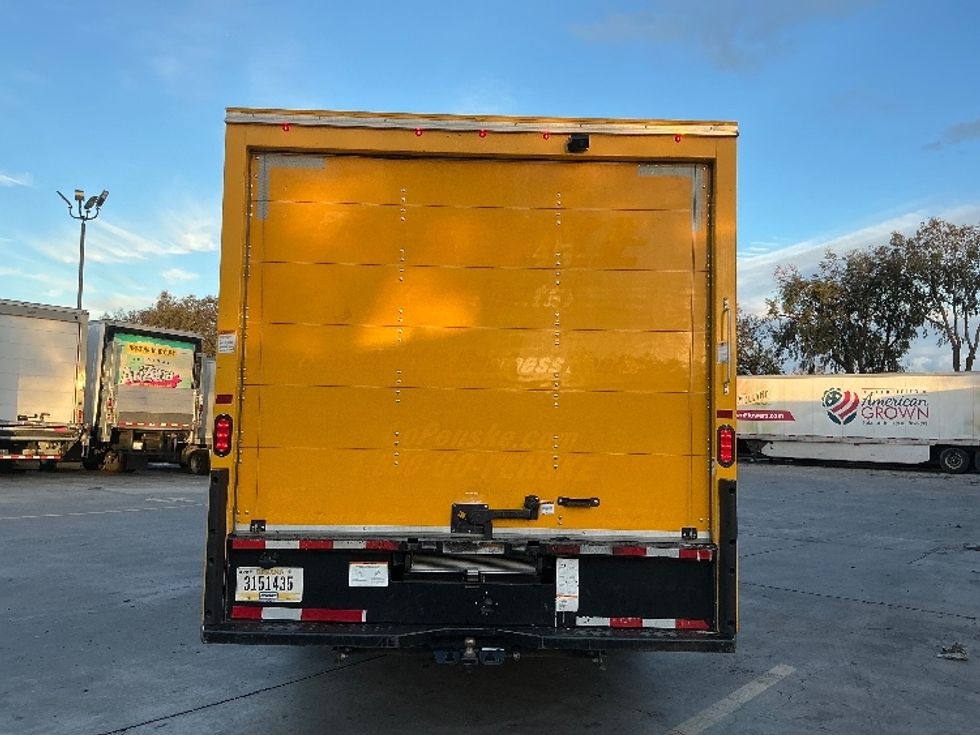 Light Duty Box Truck-Light and Medium Duty Trucks-Ford-2022-E350-Fontana-CA-103,023\n\t\tmiles-$ 28,750 - Image 7