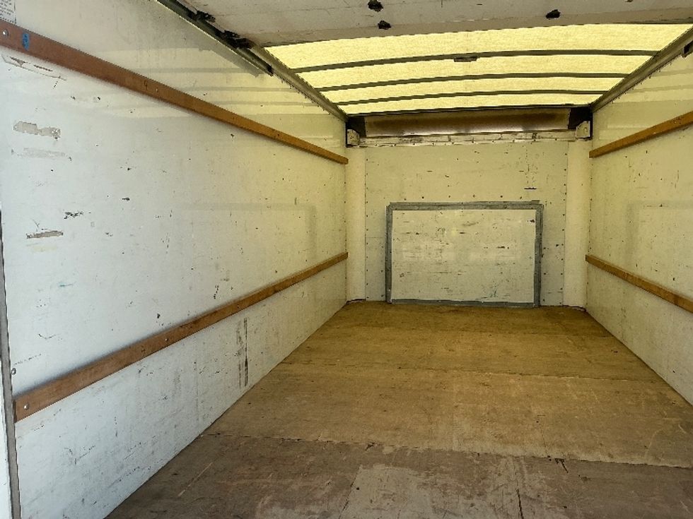 Light Duty Box Truck-Light and Medium Duty Trucks-Ford-2022-E350-Fontana-CA-104,503\n\t\tmiles-$ 30,750 - Image 11