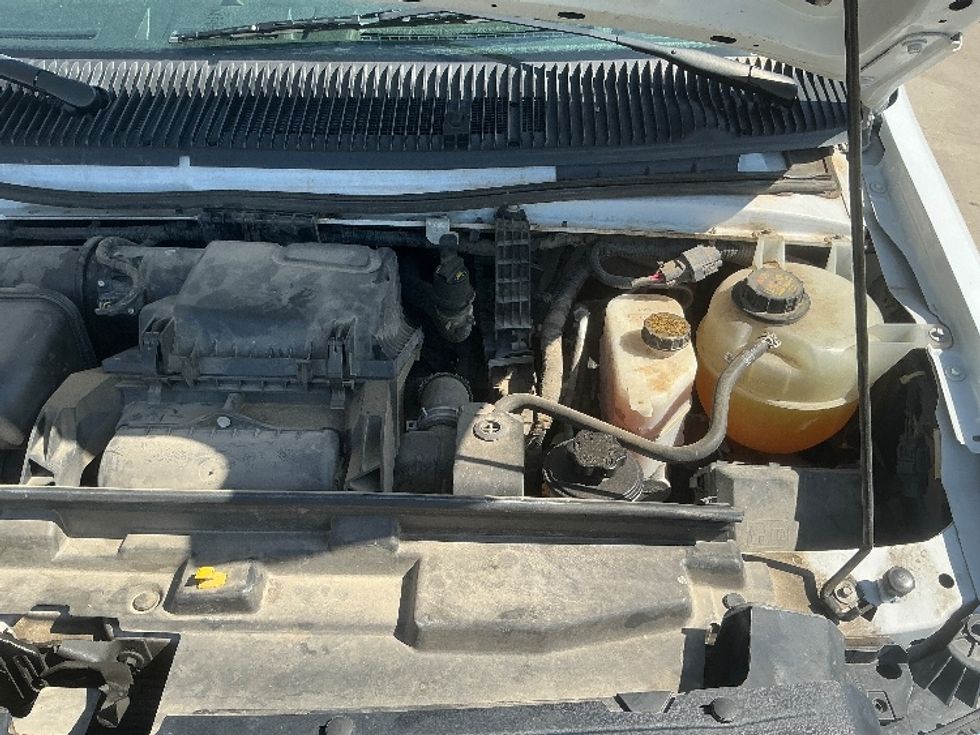 Light Duty Box Truck-Light and Medium Duty Trucks-Ford-2022-E350-Fontana-CA-104,503\n\t\tmiles-$ 30,750 - Image 24