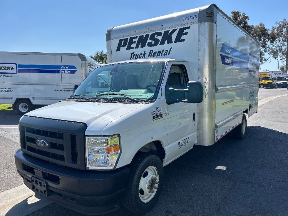 Light Duty Box Truck-Light and Medium Duty Trucks-Ford-2022-E350-Fontana-CA-130,349\n\t\tmiles-$ 27,000 - Image 3