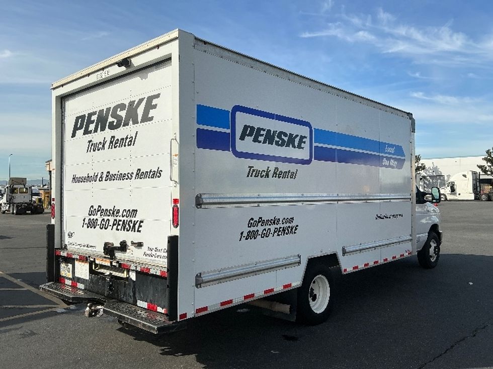 Light Duty Box Truck-Light and Medium Duty Trucks-Ford-2022-E350-Fontana-CA-130,371\n\t\tmiles-$ 27,000 - Image 13