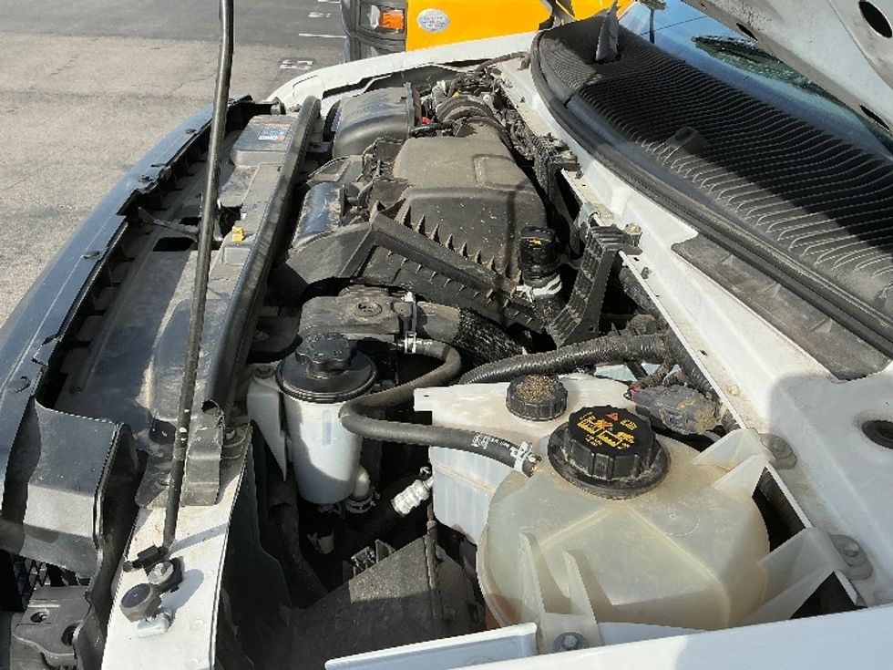 Light Duty Box Truck-Light and Medium Duty Trucks-Ford-2022-E350-Fontana-CA-130,371\n\t\tmiles-$ 27,000 - Image 24