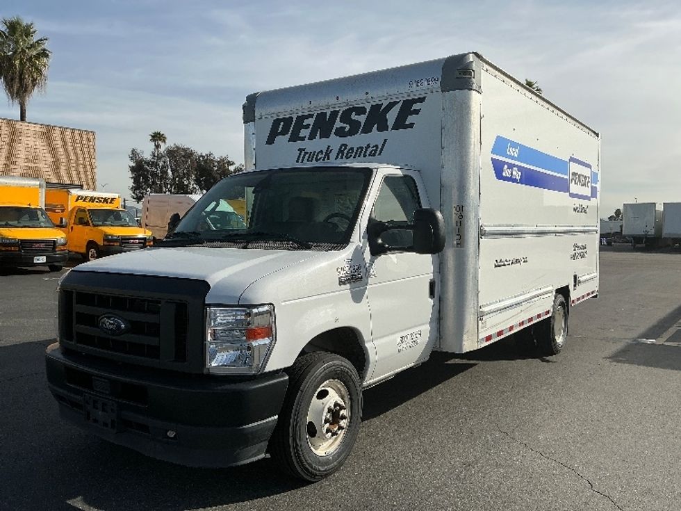 Light Duty Box Truck-Light and Medium Duty Trucks-Ford-2022-E350-Fontana-CA-130,371\n\t\tmiles-$ 27,000 - Image 3