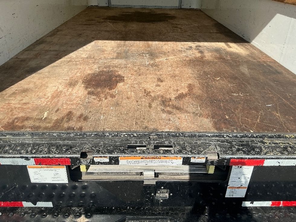 Light Duty Box Truck-Light and Medium Duty Trucks-Ford-2022-E350-Fontana-CA-135,970\n\t\tmiles-$ 23,000 - Image 10