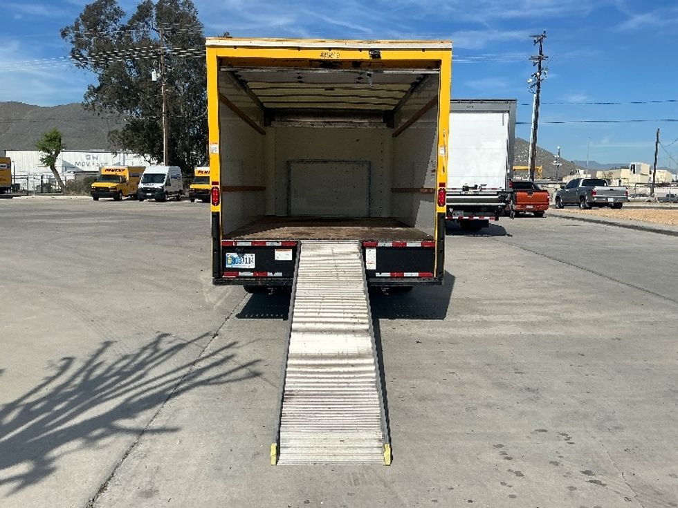 Light Duty Box Truck-Light and Medium Duty Trucks-Ford-2022-E350-Fontana-CA-135,970\n\t\tmiles-$ 23,000 - Image 9