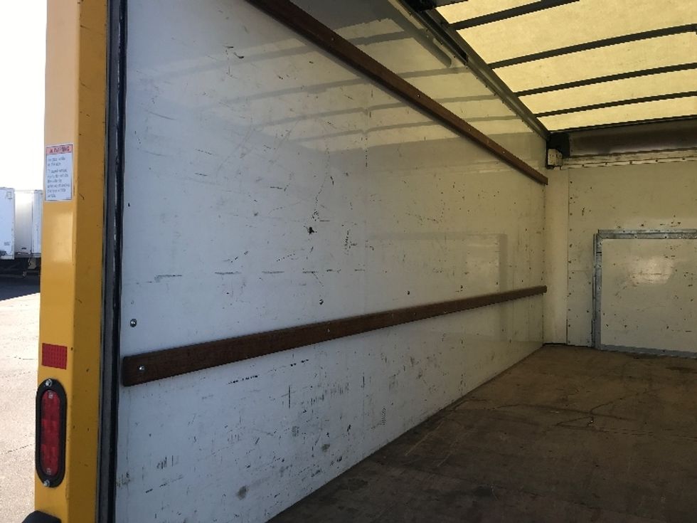 Light Duty Box Truck-Light and Medium Duty Trucks-Ford-2022-E350-Fontana-CA-70,081\n\t\tmiles-$ 35,250 - Image 11