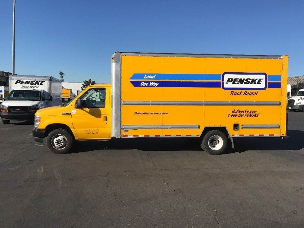 Light Duty Box Truck-Light and Medium Duty Trucks-Ford-2022-E350-Fontana-CA-70,081\n\t\tmiles-$ 35,250 - Image 4
