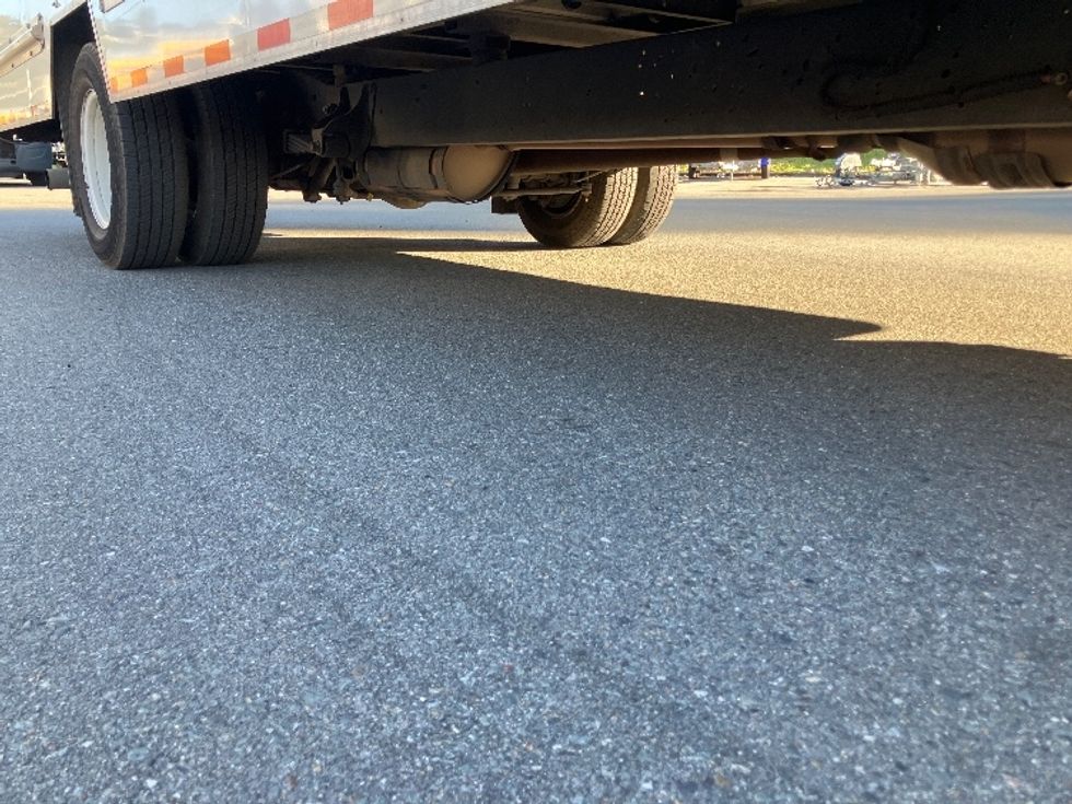 Light Duty Box Truck-Light and Medium Duty Trucks-Ford-2022-E350-Fontana-CA-86,501\n\t\tmiles-$ 34,500 - Image 14