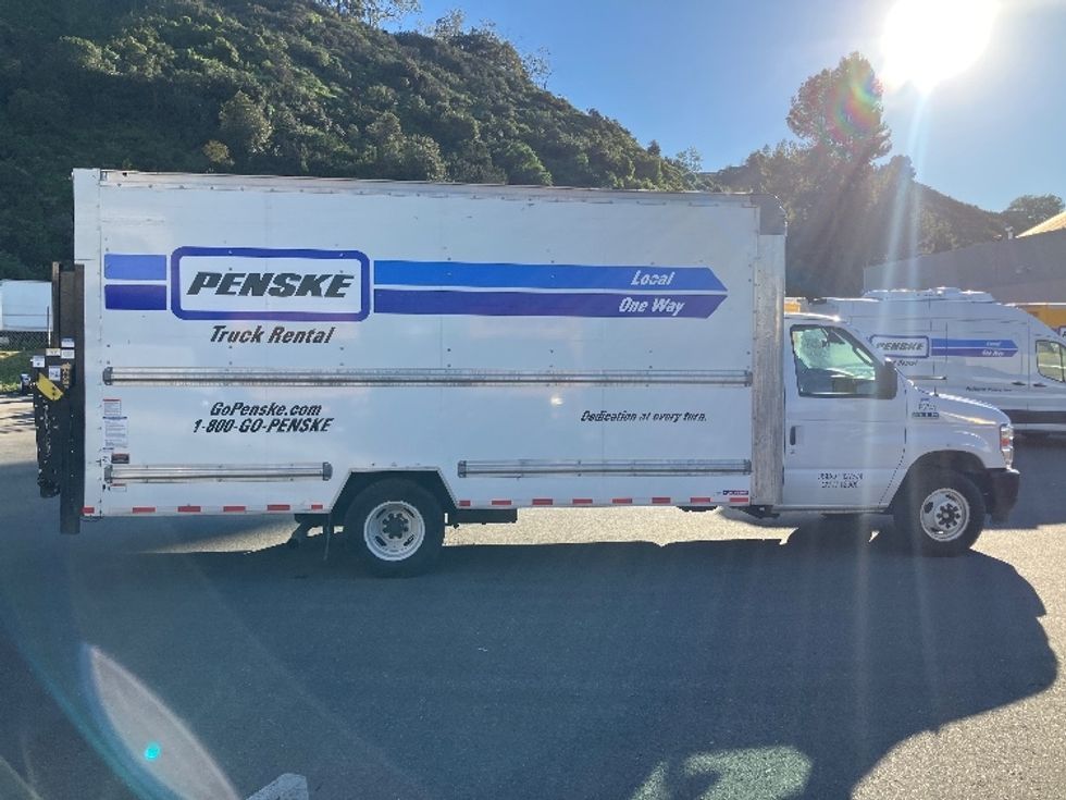 Light Duty Box Truck-Light and Medium Duty Trucks-Ford-2022-E350-Fontana-CA-86,501\n\t\tmiles-$ 34,500 - Image 15