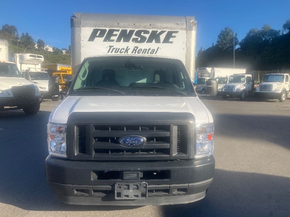 Light Duty Box Truck-Light and Medium Duty Trucks-Ford-2022-E350-Fontana-CA-86,501\n\t\tmiles-$ 34,500 - Image 2